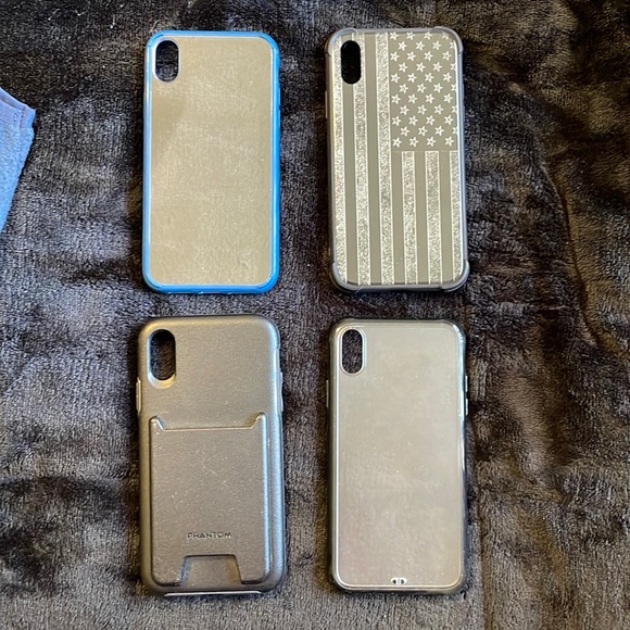 iPhone XR cases in like new condition - Picture 1 of 2